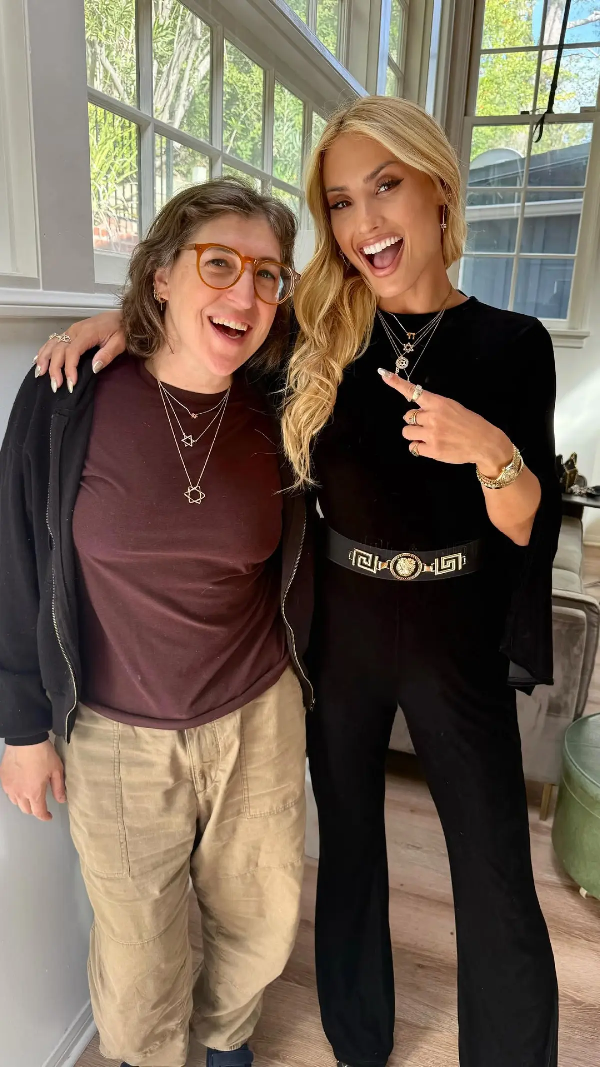 Actress Calls Mayim Bialik A ‘Legend’ After Documentary Interview Paramount+ documentary addresses Israel-Hamas conflict with a call for understanding and action