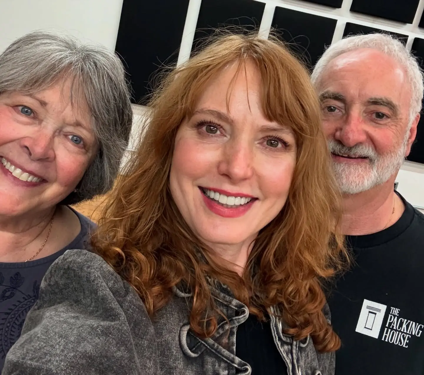 Alicia Witt Mesmerizes Crowd with Magical Show at the Packing House