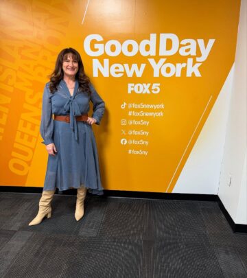 SNL alum and Broadway star showcases her fashion flair with a stylish yet accessible look
