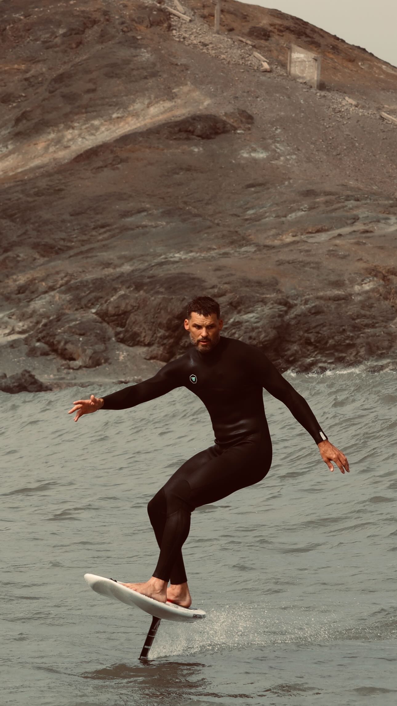 Austin Nichols Shares Heartfelt Thanks To New Friends After Foil Boarding Adventure The actor celebrates newfound friendships that enriched his experience on the water sport journey
