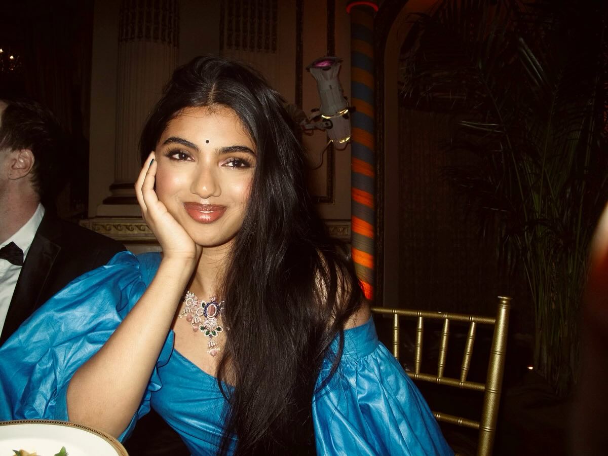 Avantika’s Plaza Debut in Vintage Thierry Mugler