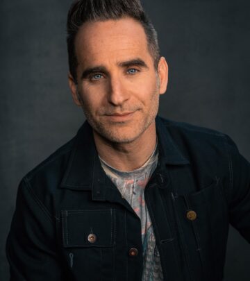 Actor and comedian showcases defined facial features in photo by photographer Bing Putney