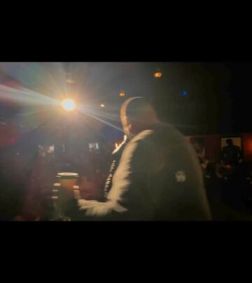 Comedian delivers unforgettable night of raw, unapologetic comedy for packed Bay Area crowd