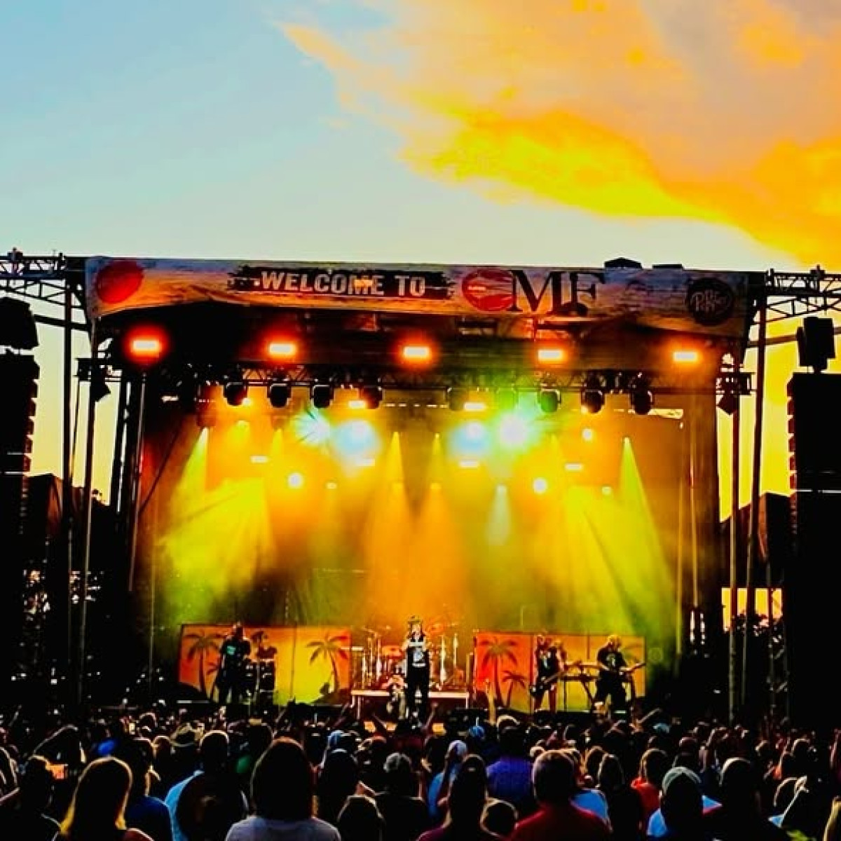 Bret Michaels Bids Farewell At Crawfish Festival Rocking a day of beach vibes, tunes, and football, Bret Michaels sends a thank you to fans.