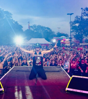 Veteran rock star electrifies the Gulf Coast with epic vibes, give shoutout to amazing food.