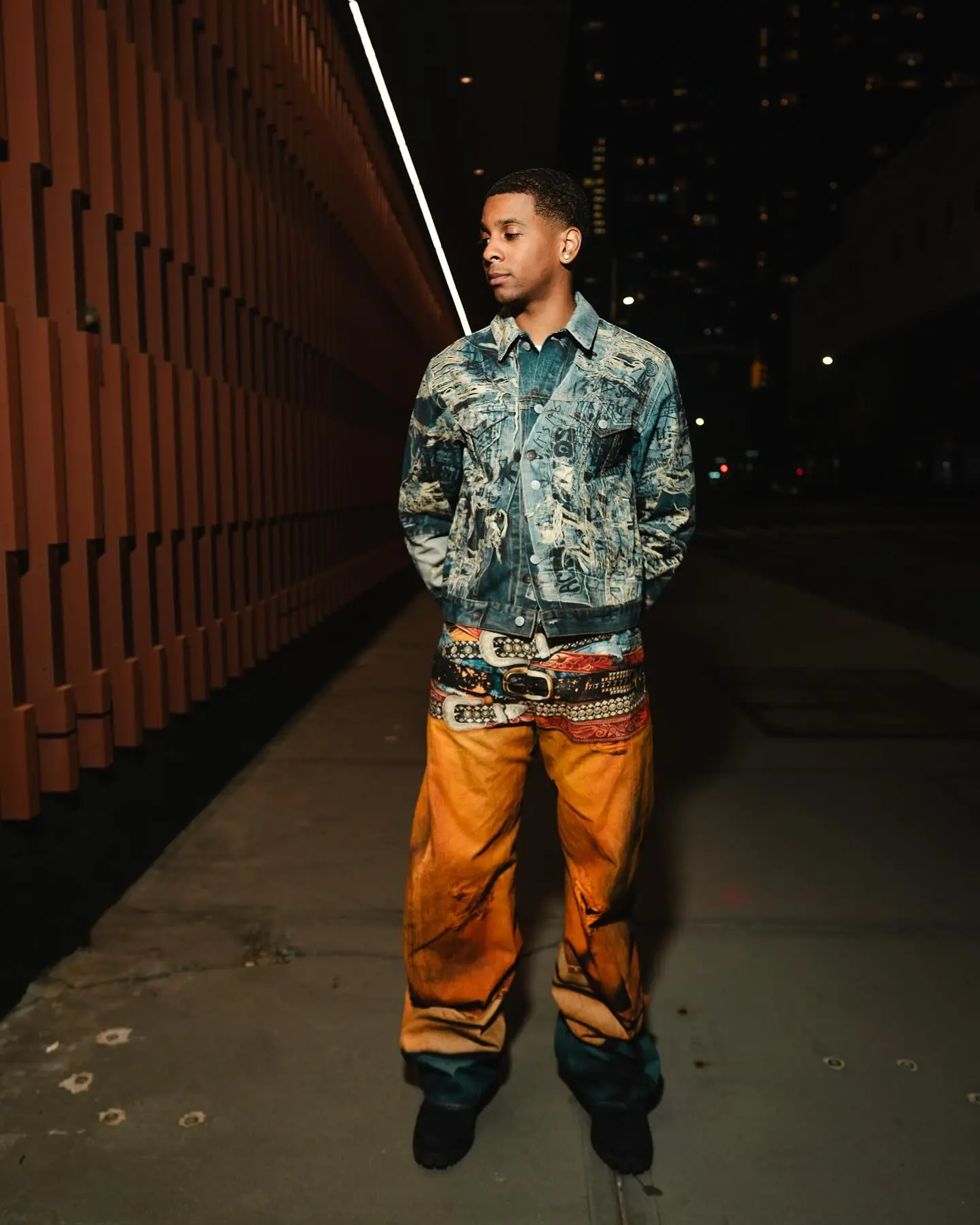 Brett Gray Stuns in ACNE Studios Look Brett Gray merges celebrity flair with ACNE Studios aesthetics in his latest stylish post.!