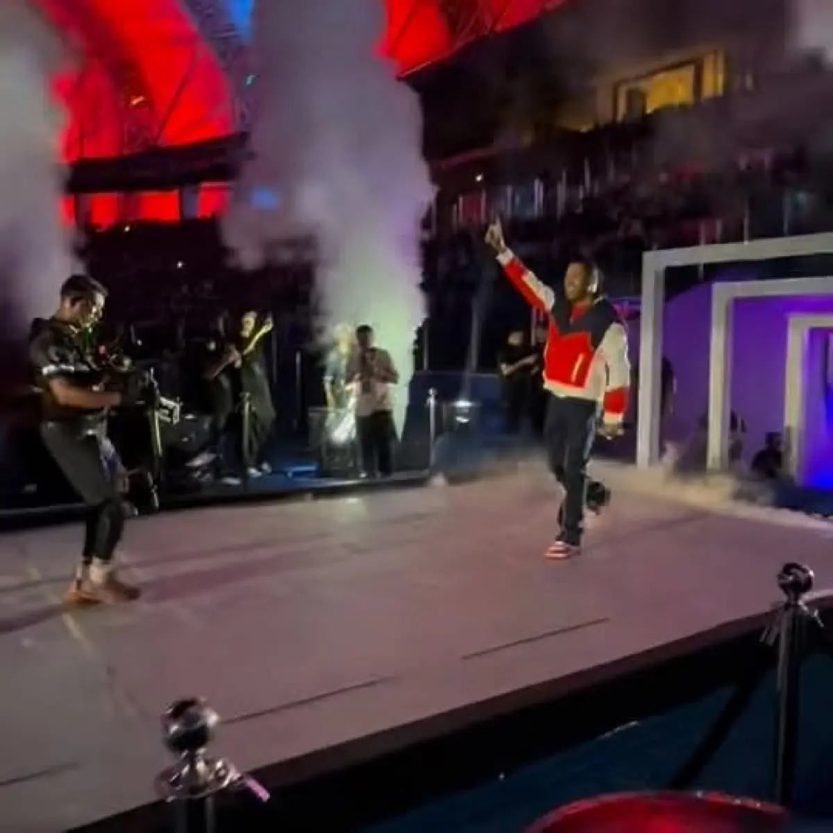 Busta Rhymes Ignites Johor With Unstoppable Blessings Busta Rhymes rocks Johor with a high-voltage show, celebrating endless blessings and beats