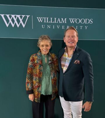 TV icon Carson Kressley captivates at William Woods University with his engaging lead lecture.