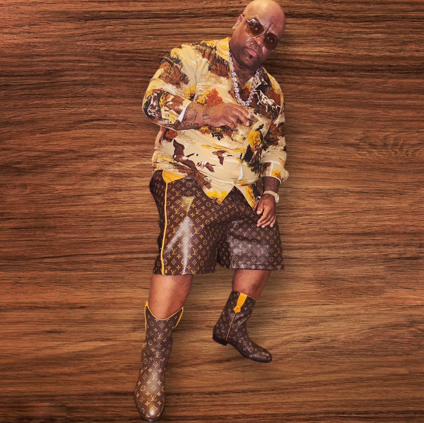 Grammy winner showcases edgy style in latest post as he prepares for Atlanta performance.