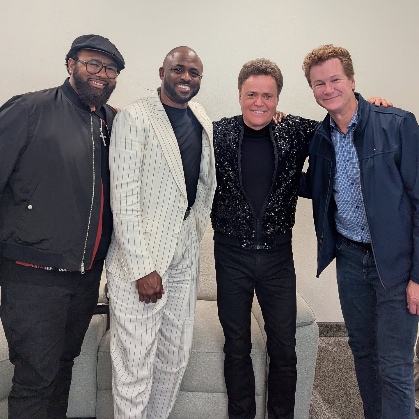 Celebrity Friends Drop In At Donny Osmond’s Vegas Show A star-studded evening featuring Wayne Brady, Jamie Jones and Jonathan Mangum coming live