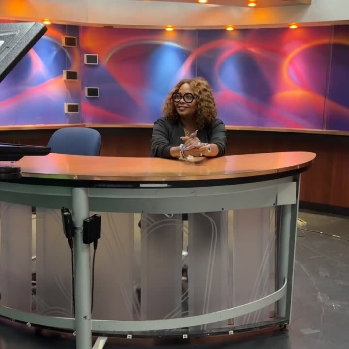 Cocoa Brown Returns To VCU For Black Alumni Weekend, Visits Robertson School Of Communications Comedienne revisits her university roots and promotes comedy event during alumni celebrations.