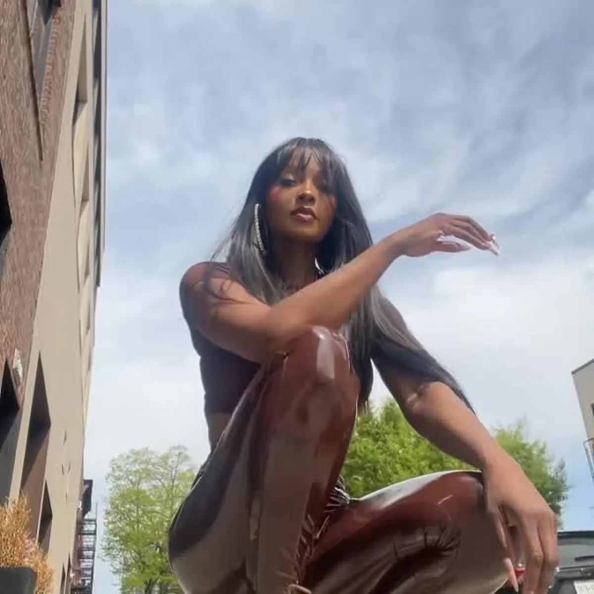 Cocoa Couture: Maryam Basir’s Cozy Chic Look Maryam Basir serves cozy hot cocoa vibes with bold boots and chic pants.