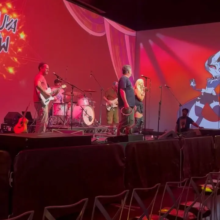 Cristina Vee Shines at LVL UP Expo with Dual Performances