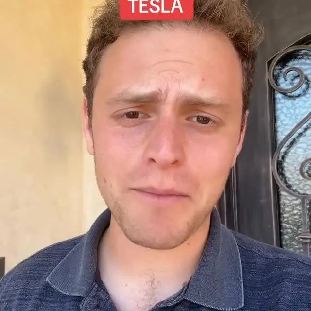 D.L. Hughley Claims Elon Musk And ‘Tech Pirates’ Were On A Data Hoarding Mission D.L. Hughley Claims Elon Musk And 'Tech Pirates' Were On A Data Hoarding Mission