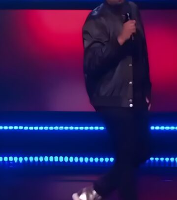DeRay Davis Hosts MonDeRays Comedy Show At The Hollywood Improv