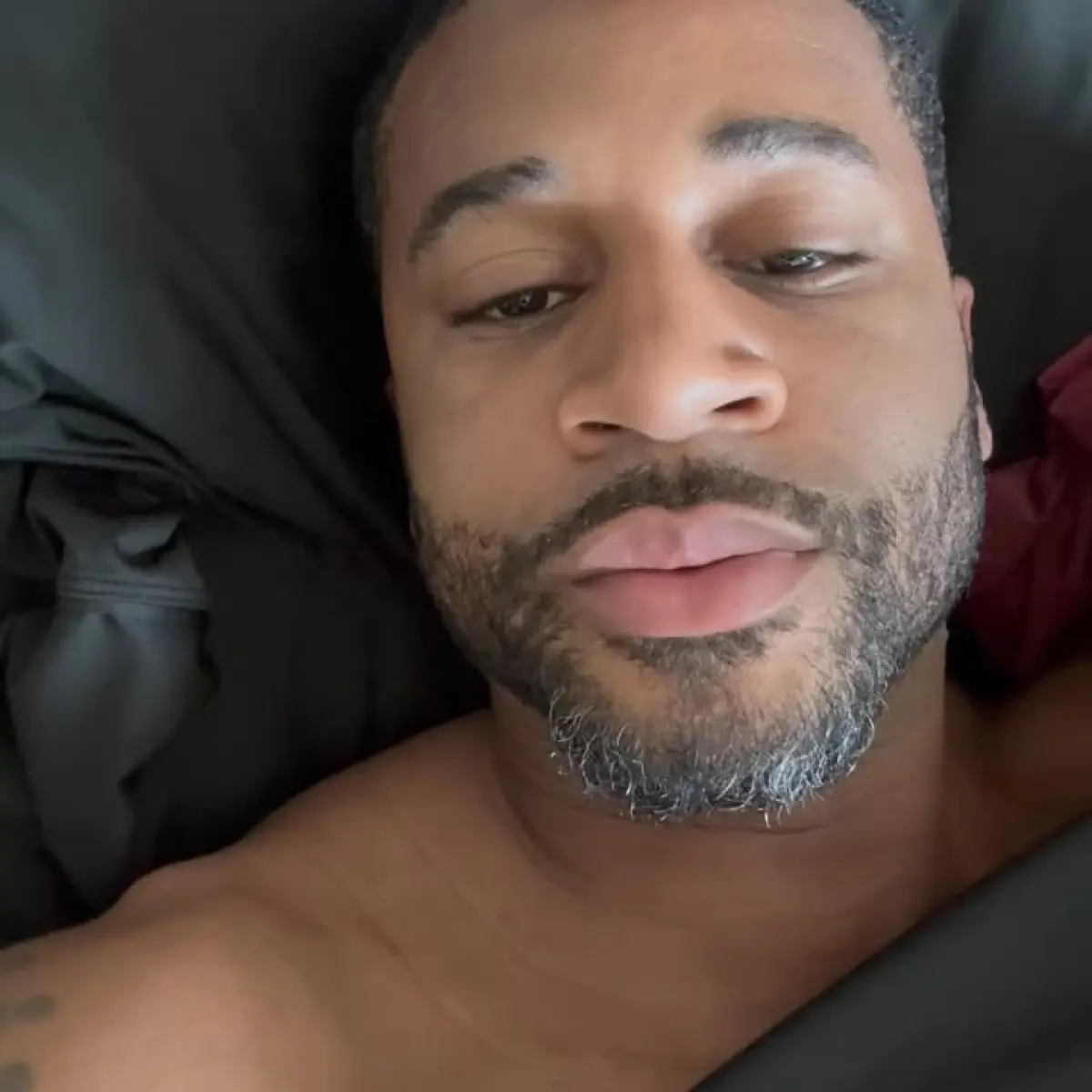 Devale Ellis Hilariously Reveals He’s The Entire Bed After Wife Takes Over Sleeping Space Actor confesses to becoming the furniture in his own bedroom in latest humorous social post.