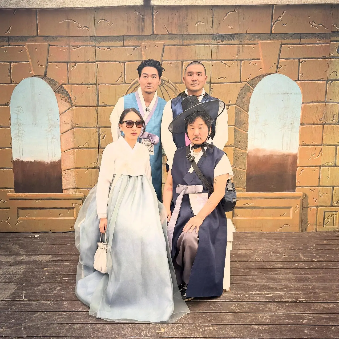 Dumbfoundead Stuns At Renaissance Fair In Korean Hanbok Dumbfoundead dazzles in Korean hanbok at Renaissance Fair; debut style steals the show!!