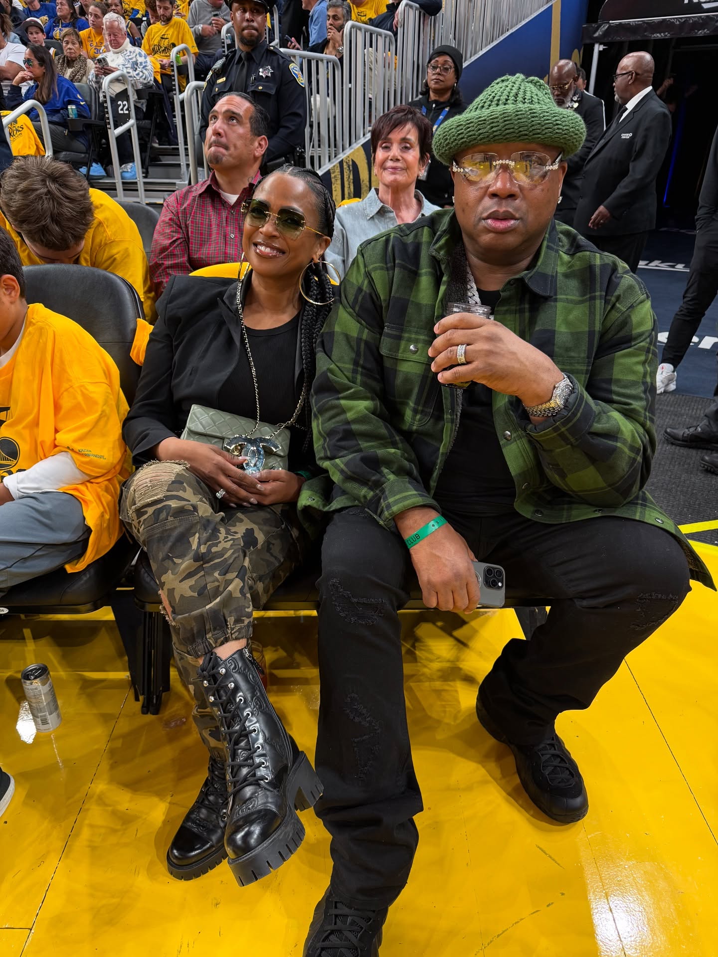 E-40 fires up the Warriors crowd with his signature style and unbeatable front row flair.!