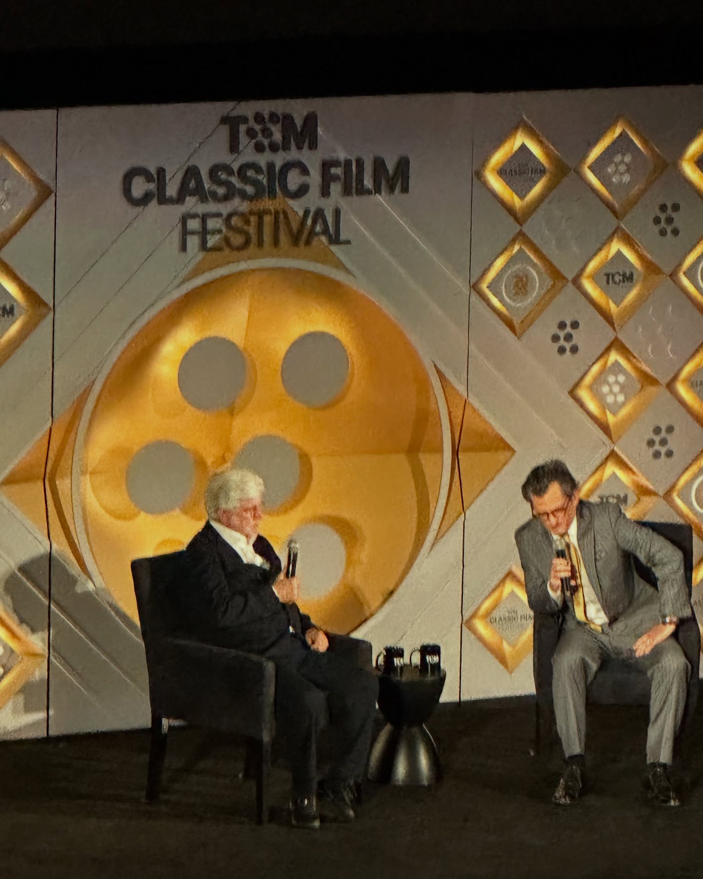 Elisa Donovan Attends TCM Film Festival Opening Night With Daughter Scarlett's Red Carpet Debut