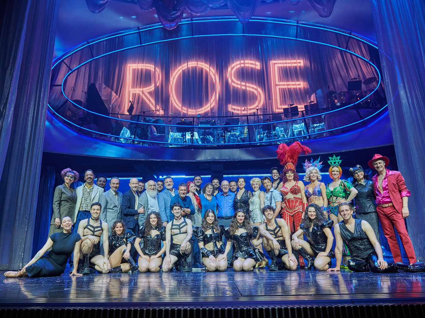 Erik Lee Preminger Delights at Gypsy Musical Event in Madrid