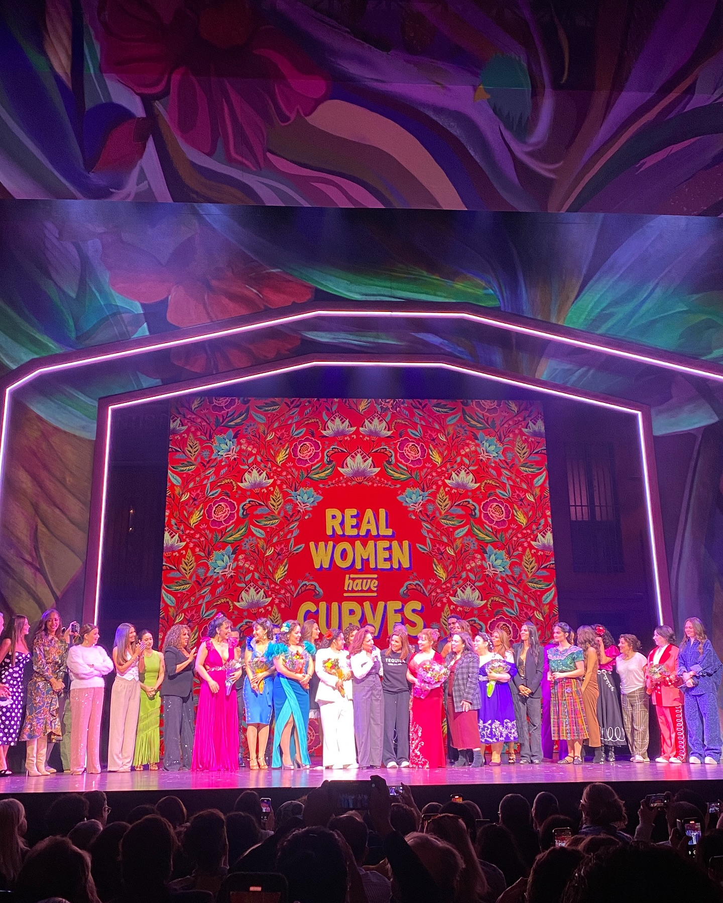 Gina Torres Praises 'Real Women Have Curves' On Broadway, Celebrates Latina Representation