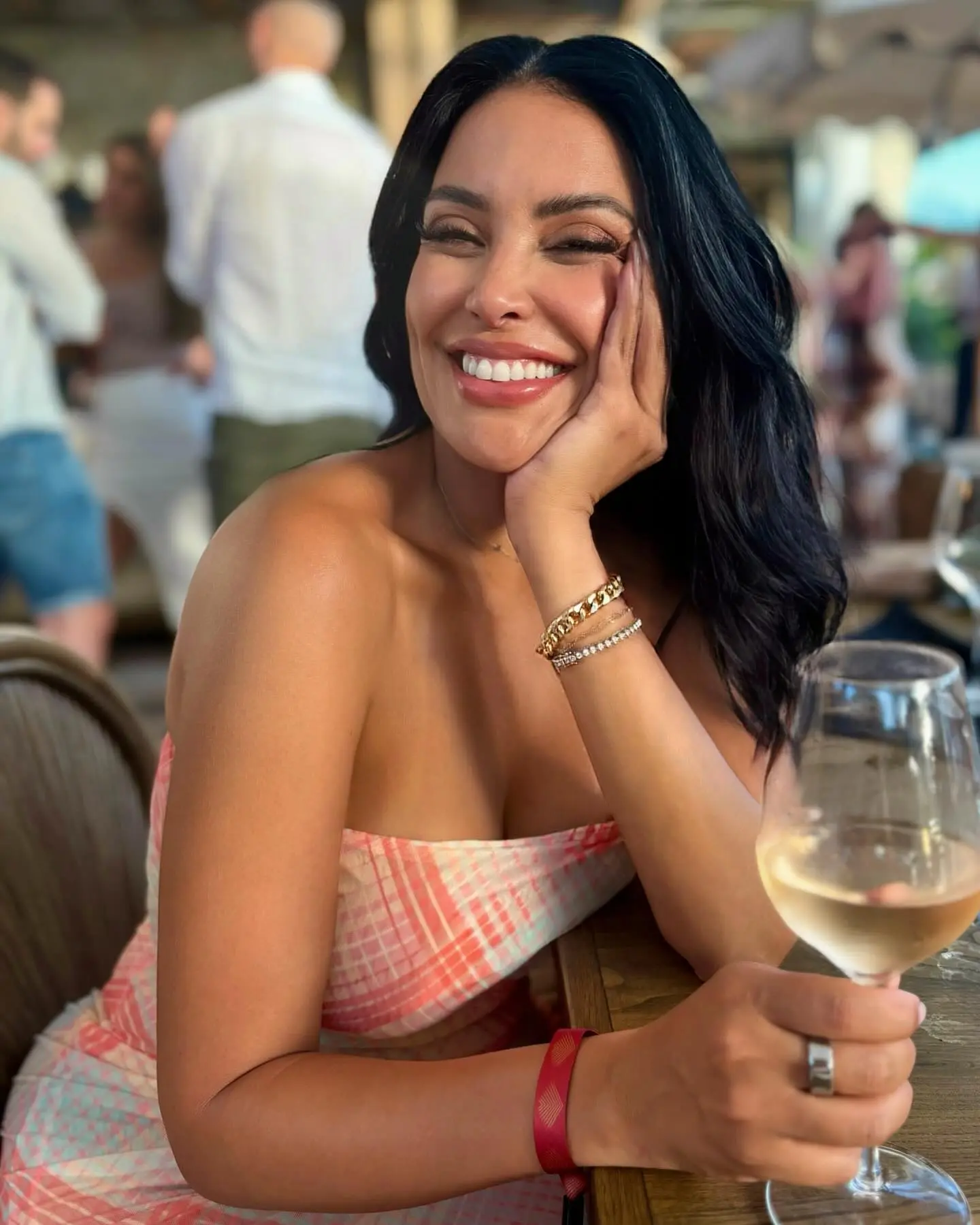 Golden Hour Radiance: Mirtha Michelle Embraces the Magic