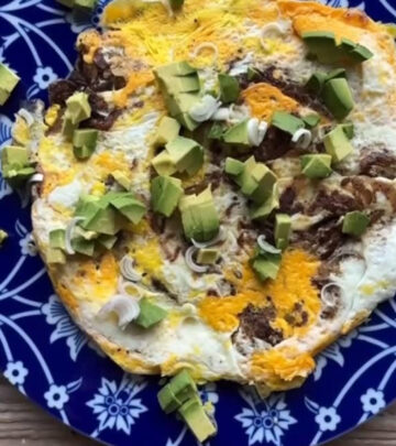 The actress whips up a nimrooye piaz dagh with caramelized onions on a rainy morning.