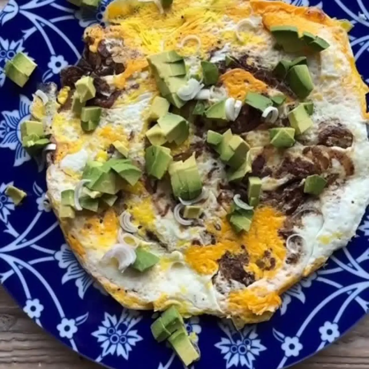 Gwyneth Paltrow Shares Persian Omelette Recipe In Latest ‘Boyfriend Breakfast’ Series The actress whips up a nimrooye piaz dagh with caramelized onions on a rainy morning.