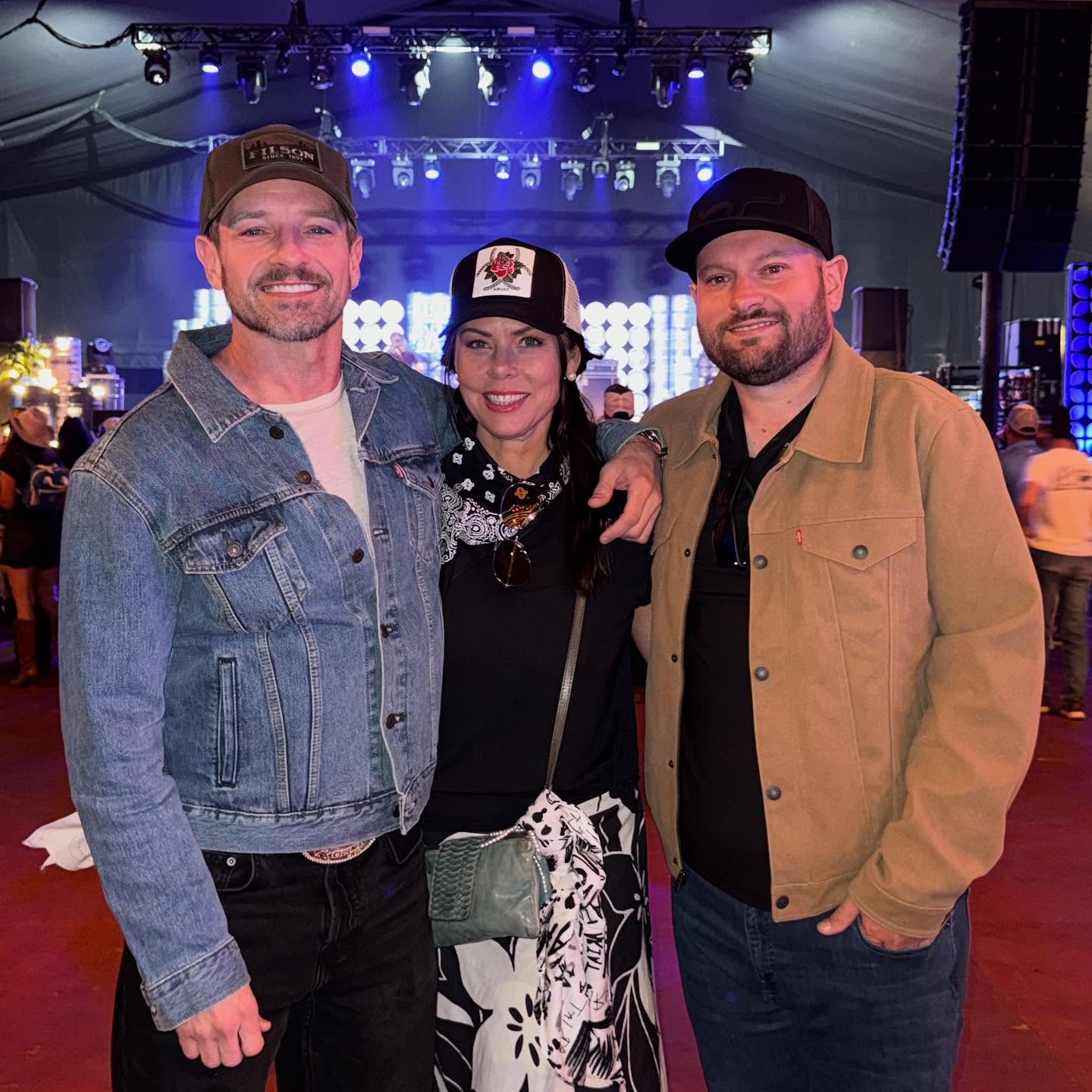 Ian Bohen Kicks Off Summer With Vibrant Weekend Vibes