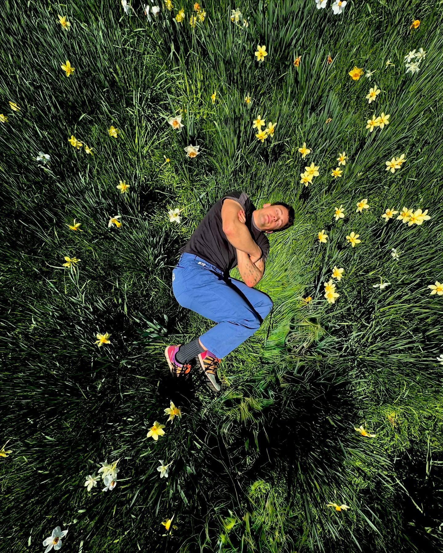 Isaac Cole Powell Celebrates Spring’s Floral Splendor In London’s Tate Museum Actor shares intimate glimpses of nature's awakening through artistic lens at iconic gallery
