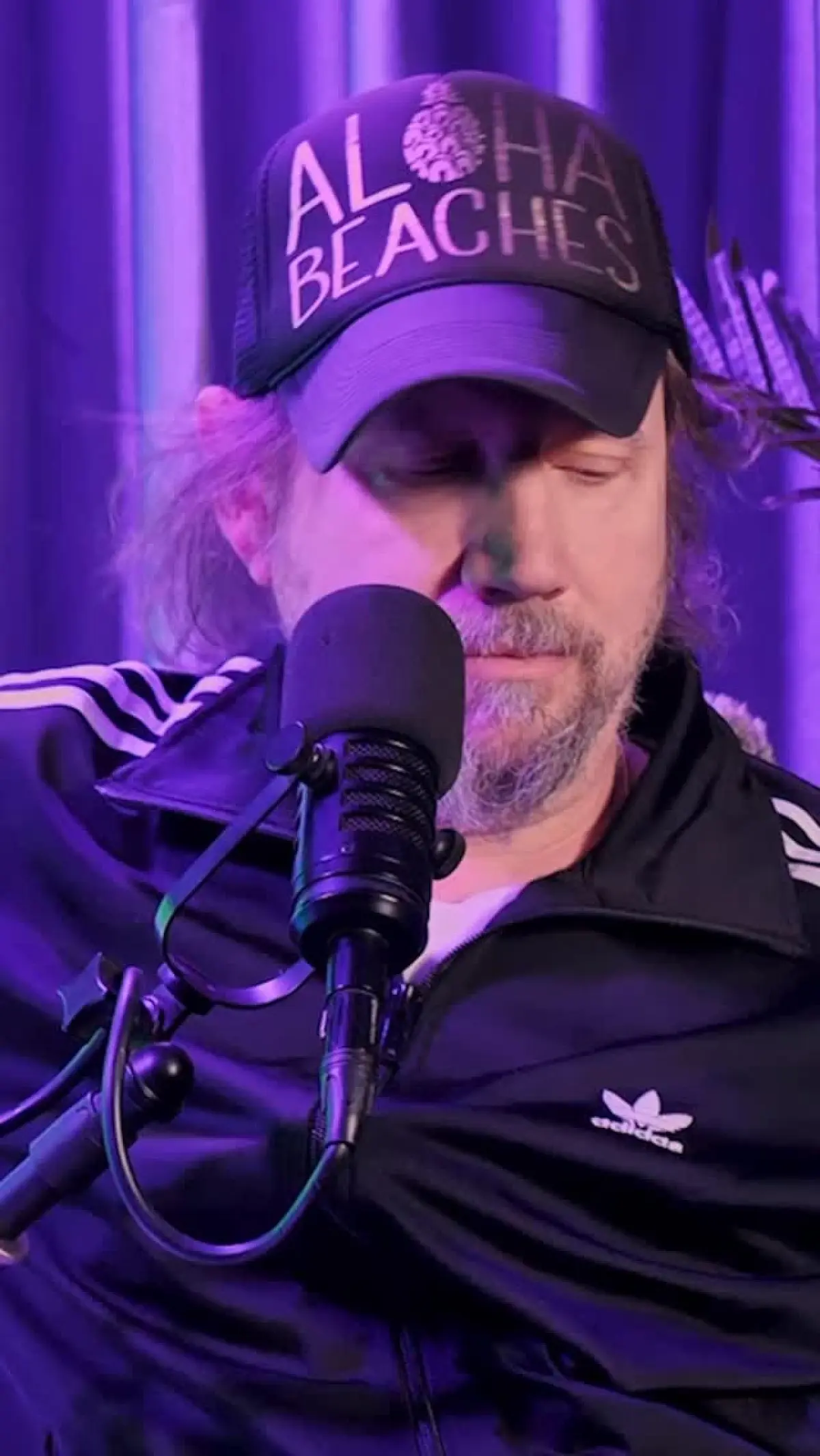 Jamie Kennedy Delves Into The Paranormal With ‘Ghost Adventures’ Star Jay Wasley Comedian discusses supernatural phenomena while showcasing his wild new hairstyle on podcast