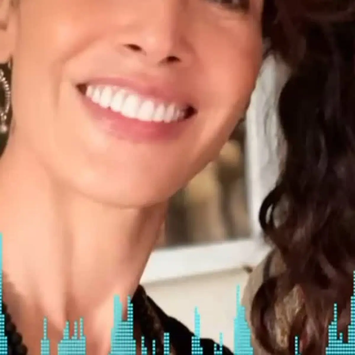 Jennifer Beals Joins 94% Podcast To Share Sports And Leadership Journey Jennifer Beals discusses sports, resilience & leadership in her first 94% Podcast episode!