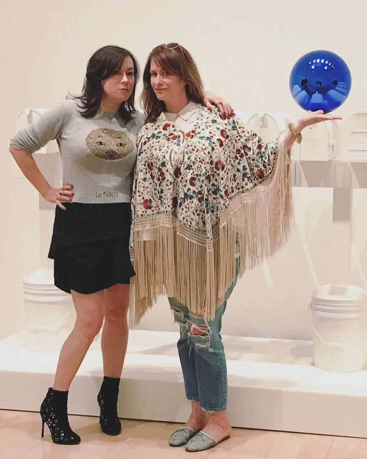 Jennifer Tilly Celebrates Friend’s Birthday With Glamorous Photo Collection Oscar-nominated actress shares joyful birthday tribute with elegant jewelry-themed celebration