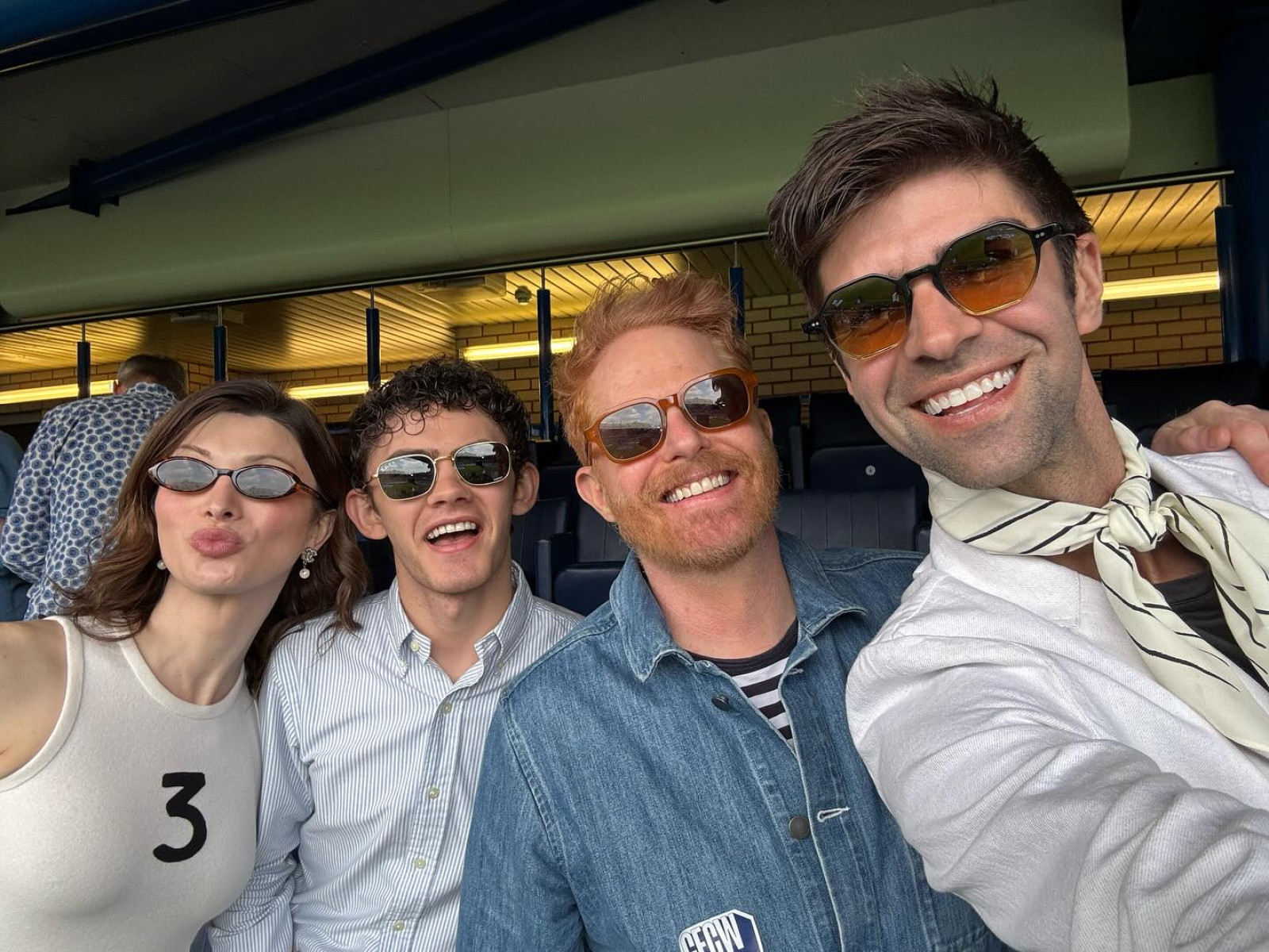 Jesse Tyler Ferguson Cheers on Chelsea FC Field fun just got a whole lot brighter.