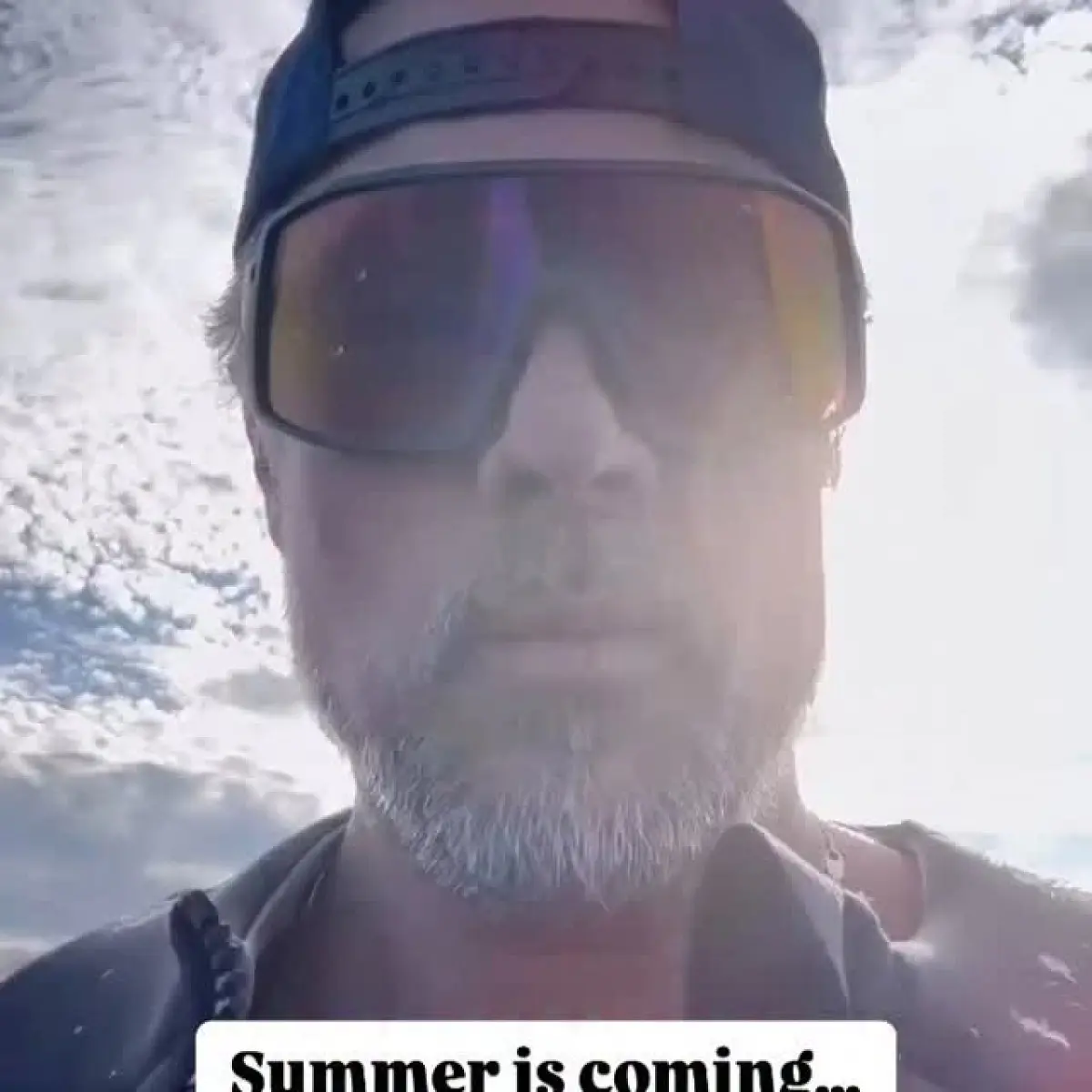 The versatile actor hints at seasonal shift with casual video. 
