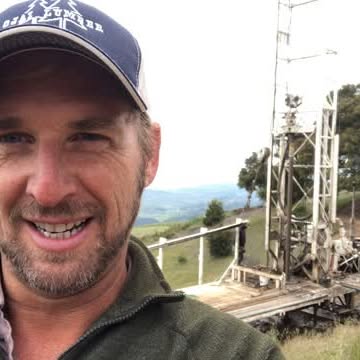 Actor highlights sustainable reuse project as friend transforms old industrial site into water source.