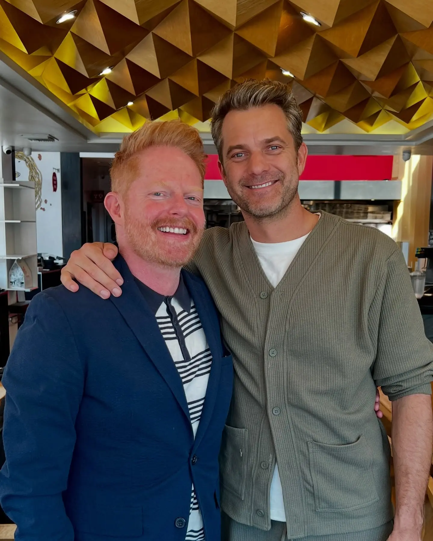 Joshua Jackson Opens Up About Loss Of Childhood Home In Fires On Dinner’s On Me Podcast Joshua Jackson Opens Up About Loss Of Childhood Home In Fires On Dinner's On Me Podcast
