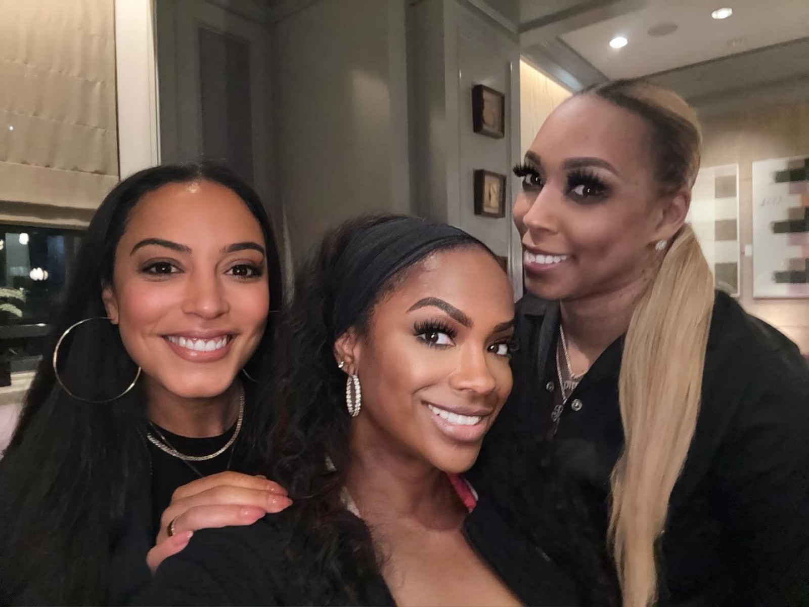 Kandi Burruss Opens Up About Late Night Chats And Early Mornings Kandi Burruss shares her take on midnight chats, early mornings, and keeping it genuine!!