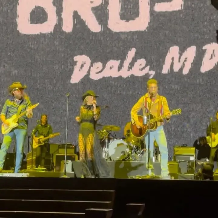 Kate Hudson Shines At Stagecoach Festival With Brothers Osborne Performance
