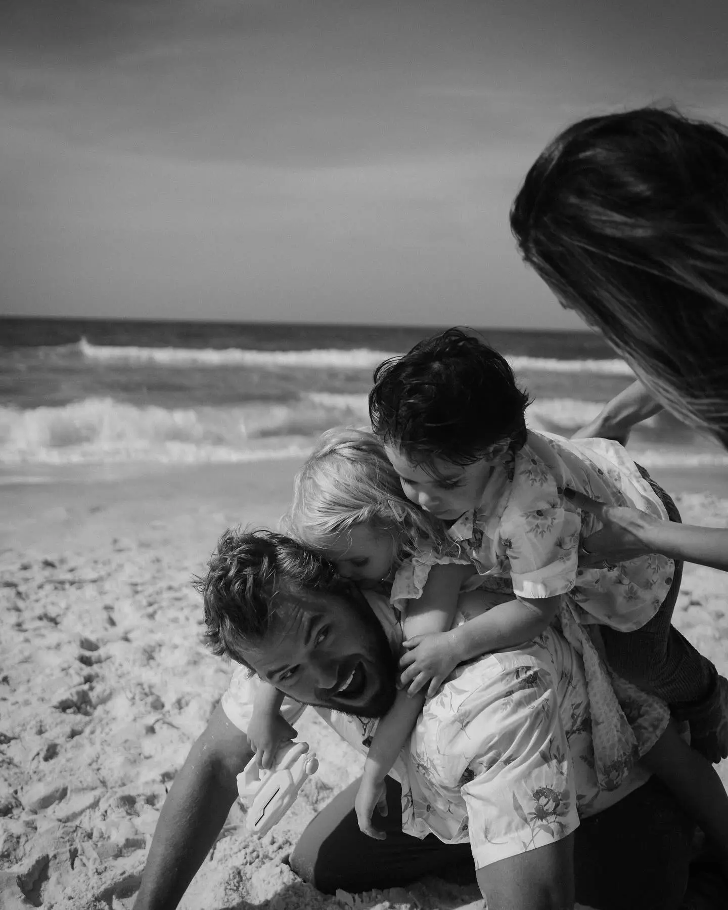 Kellan Lutz’s Coastal Family Vibe