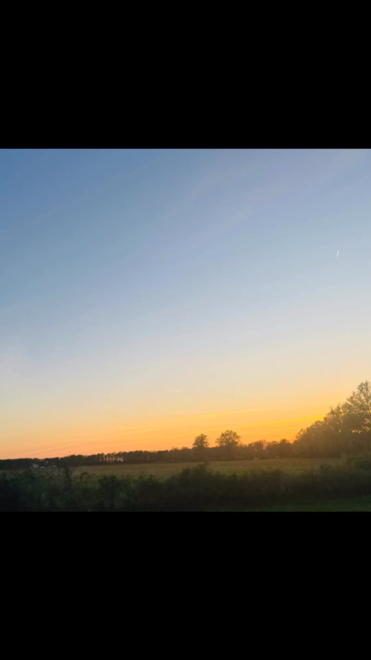 Kirsten Storms Mesmerized By Nashville’s Stunning Sunset Views General Hospital star shares breathtaking moment of mindfulness during her visit to Music City.