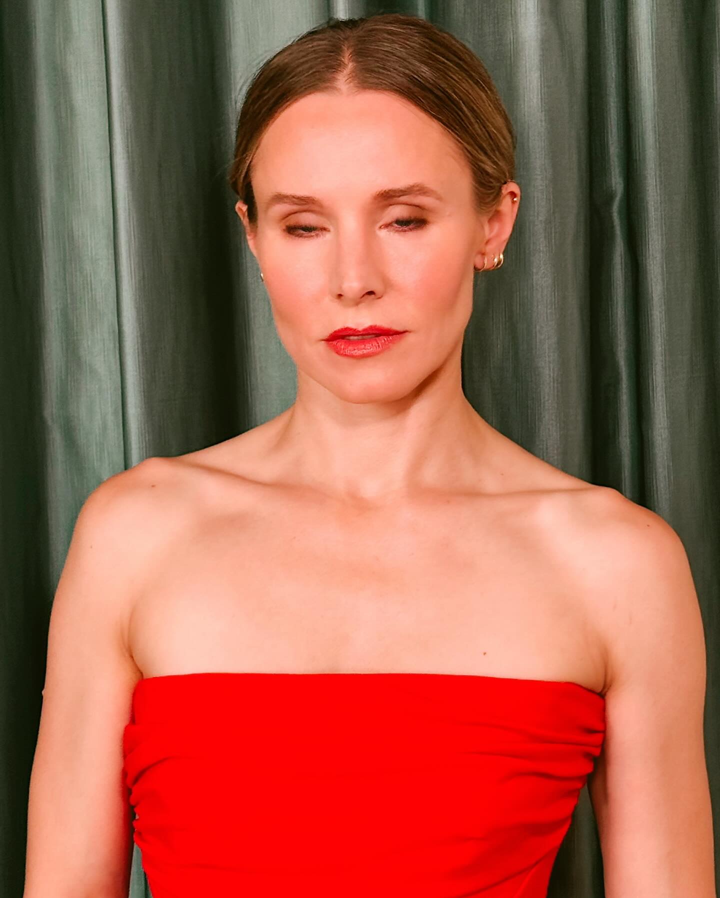 Kristen Bell Lights Up Instagram With Vibrant Party Vibes