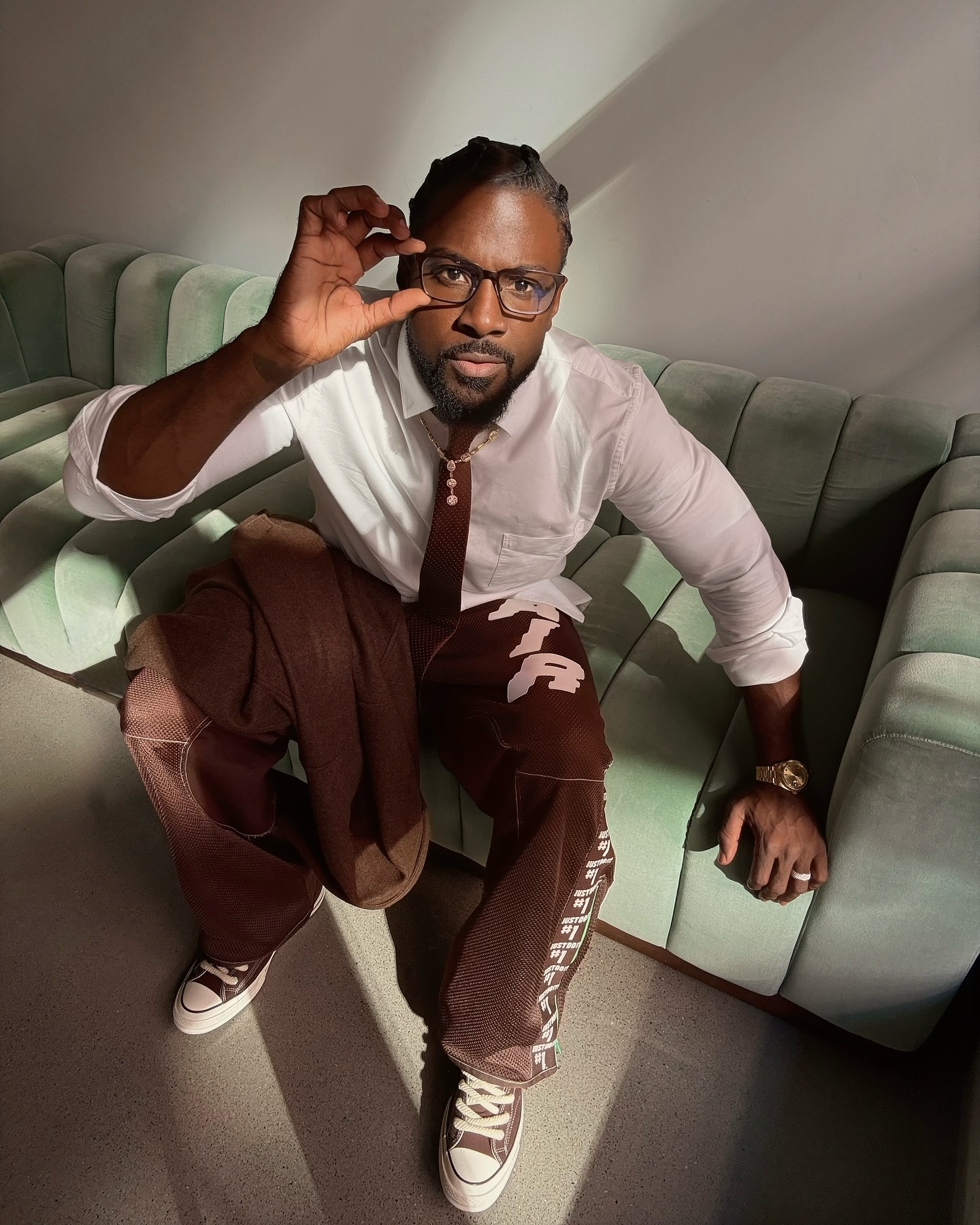 Lance Gross Dazzles With Chocolate Brown Chic Look Actor dazzles in a chic chocolate brown look on Instagram, exuding effortless charm.