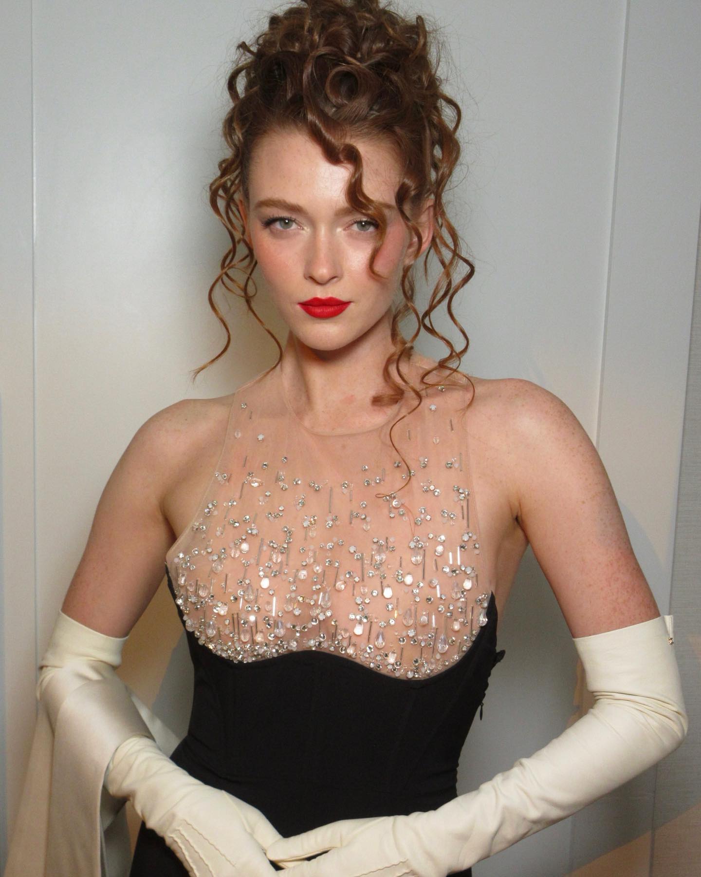 Larsen Thompson Channels Old Hollywood Glamour At Daily Front Row Awards Model-dancer stuns in Elisabetta Franchi gown with LAGOS jewelry for prestigious fashion event
