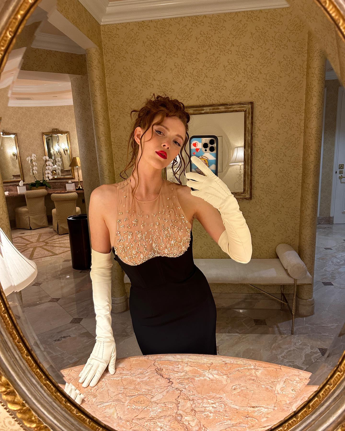 Larsen Thompson Channels Old Hollywood Glamour At Daily Front Row Awards
