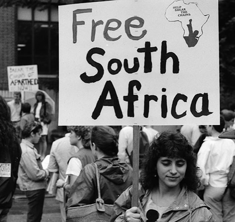 Lesley-Ann Brandt Celebrates South Africa Freedom Day