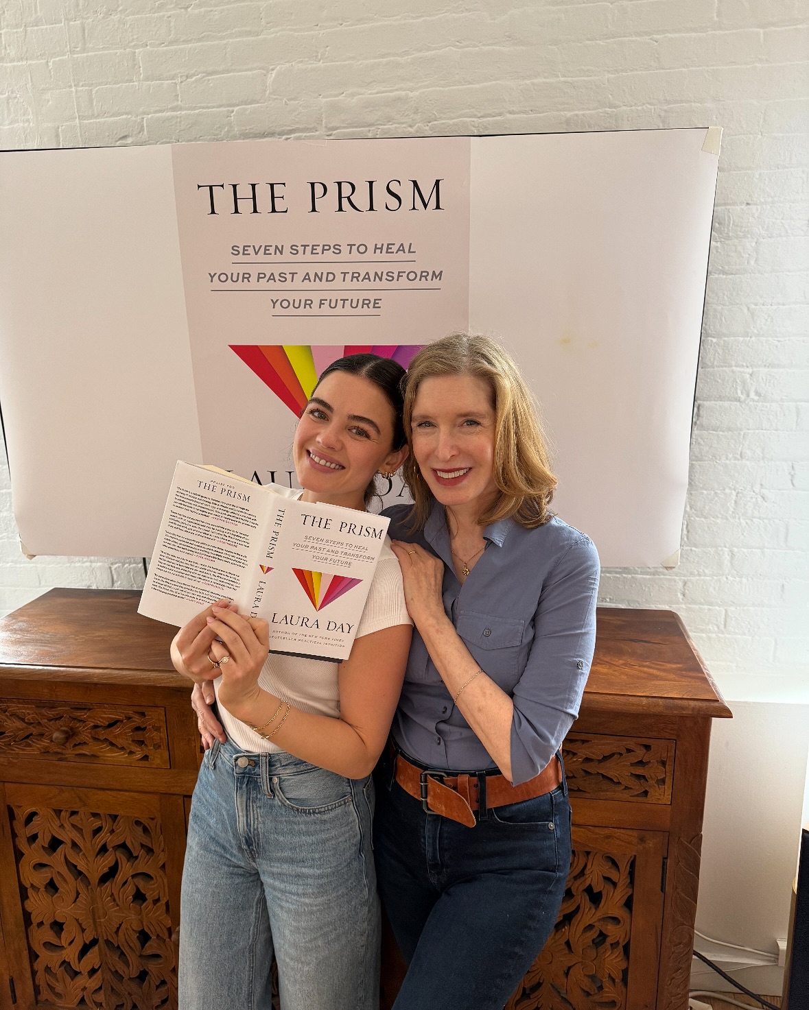 Lucy Hale Celebrates New Book Releases by Elaine Goldsmith-Thomas & Laura Day