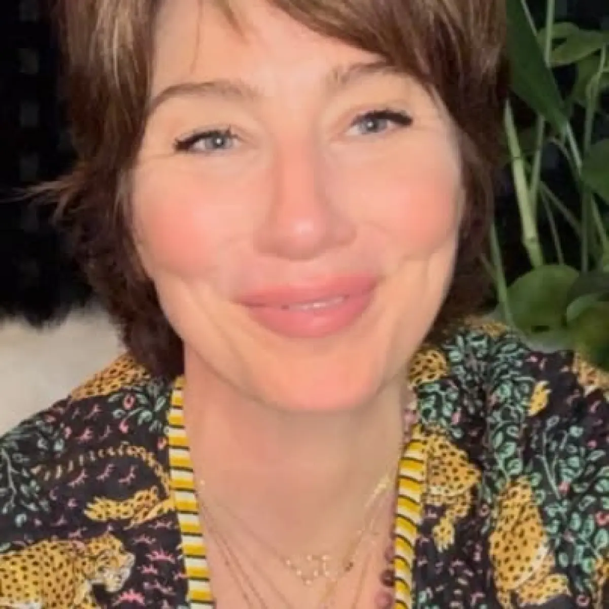 The actress-turned-spiritual-guide invites followers to embrace change with introspective practice.
