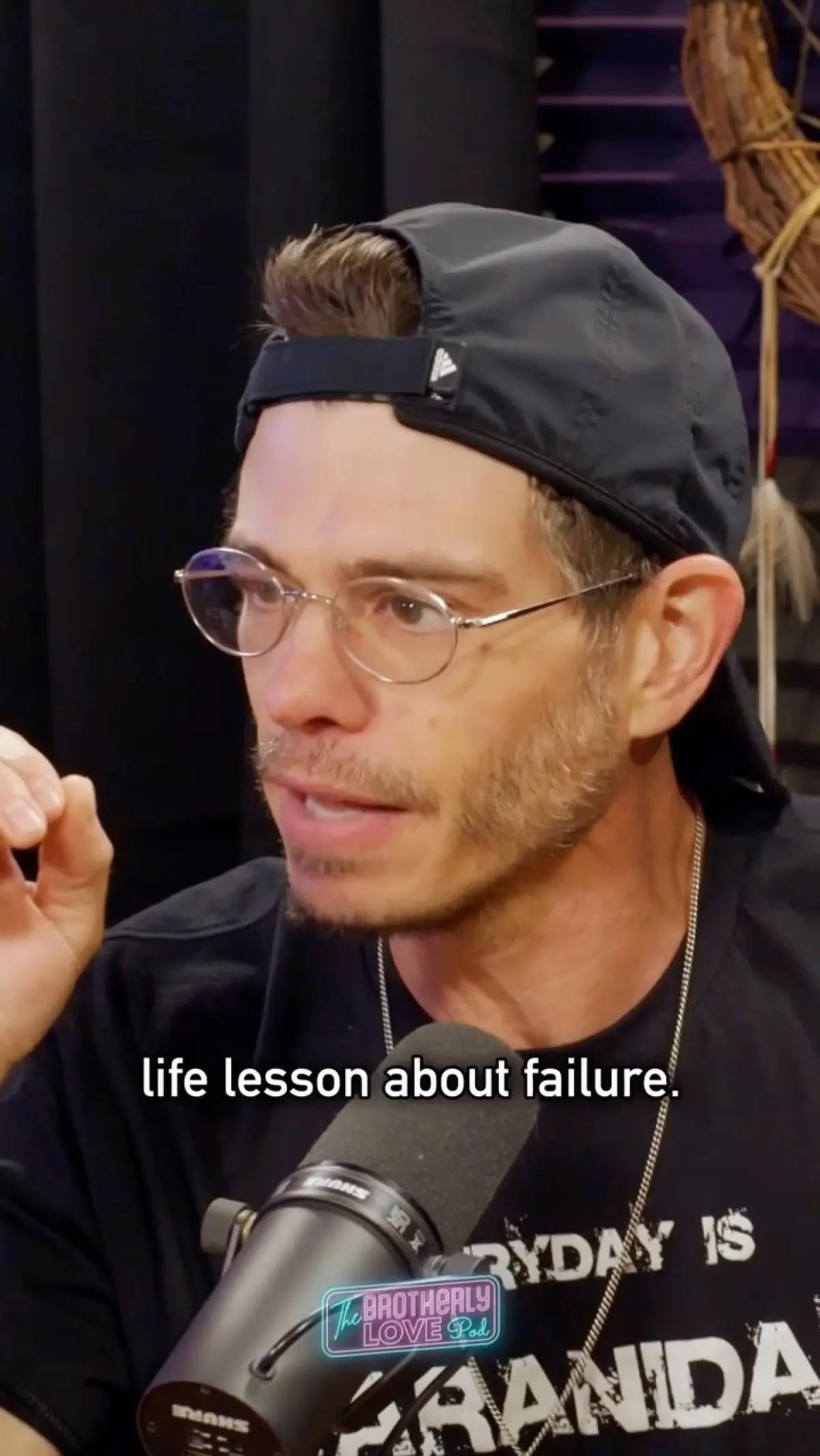 Matthew Lawrence Announces New Podcast Episode With Special Guest The actor teases fresh content for listeners as his podcast continues to gain momentum