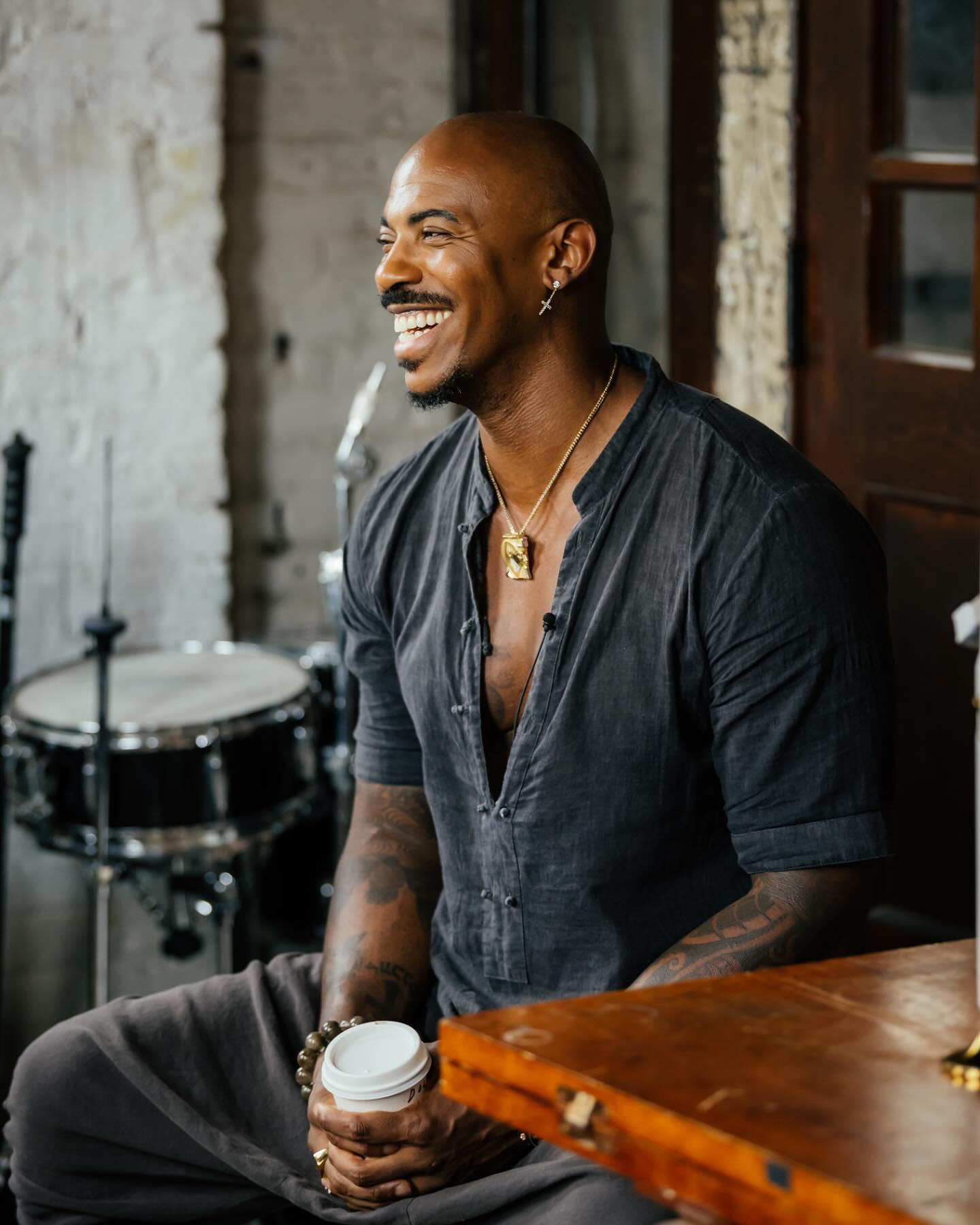 Actor Mehcad Brooks urges fans to embrace positivity and healing by choosing kindness now!